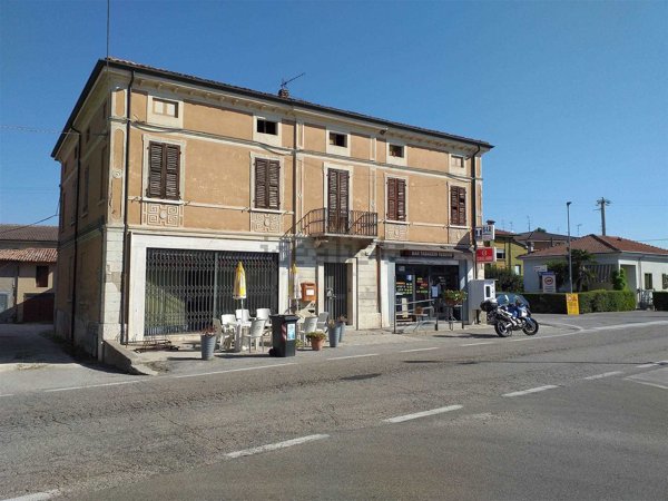 appartamento in vendita a San Giorgio Bigarello in zona Villanova De Bellis