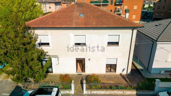 casa indipendente in vendita a San Giorgio Bigarello in zona Mottella
