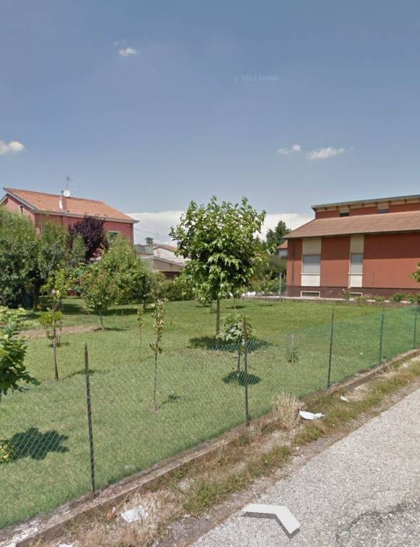 terreno edificabile in vendita a San Giorgio Bigarello