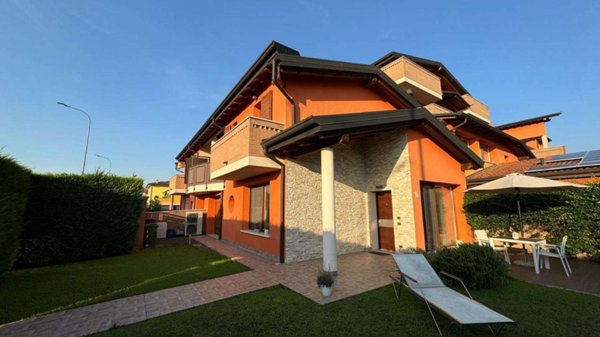 casa indipendente in vendita a San Giorgio Bigarello in zona Mottella