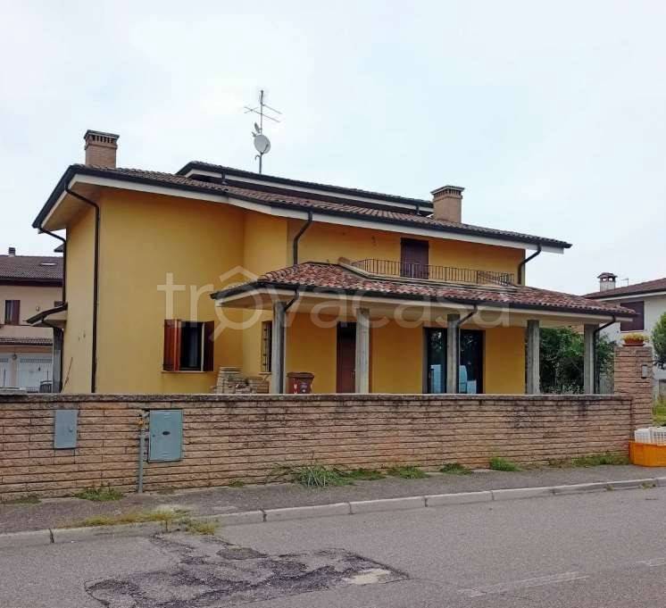casa indipendente in vendita a San Giorgio Bigarello