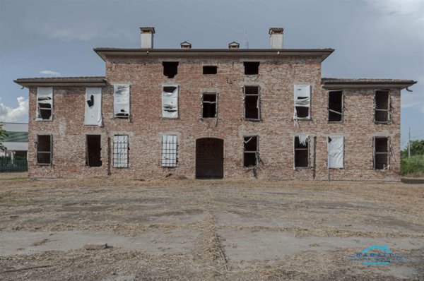 casa indipendente in vendita a San Giorgio Bigarello