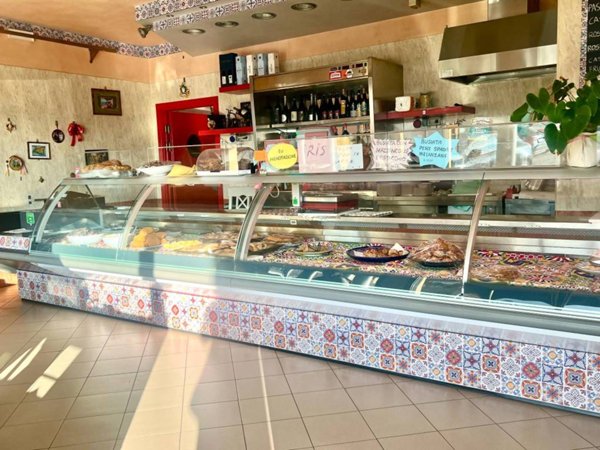 negozio in vendita a San Giorgio Bigarello