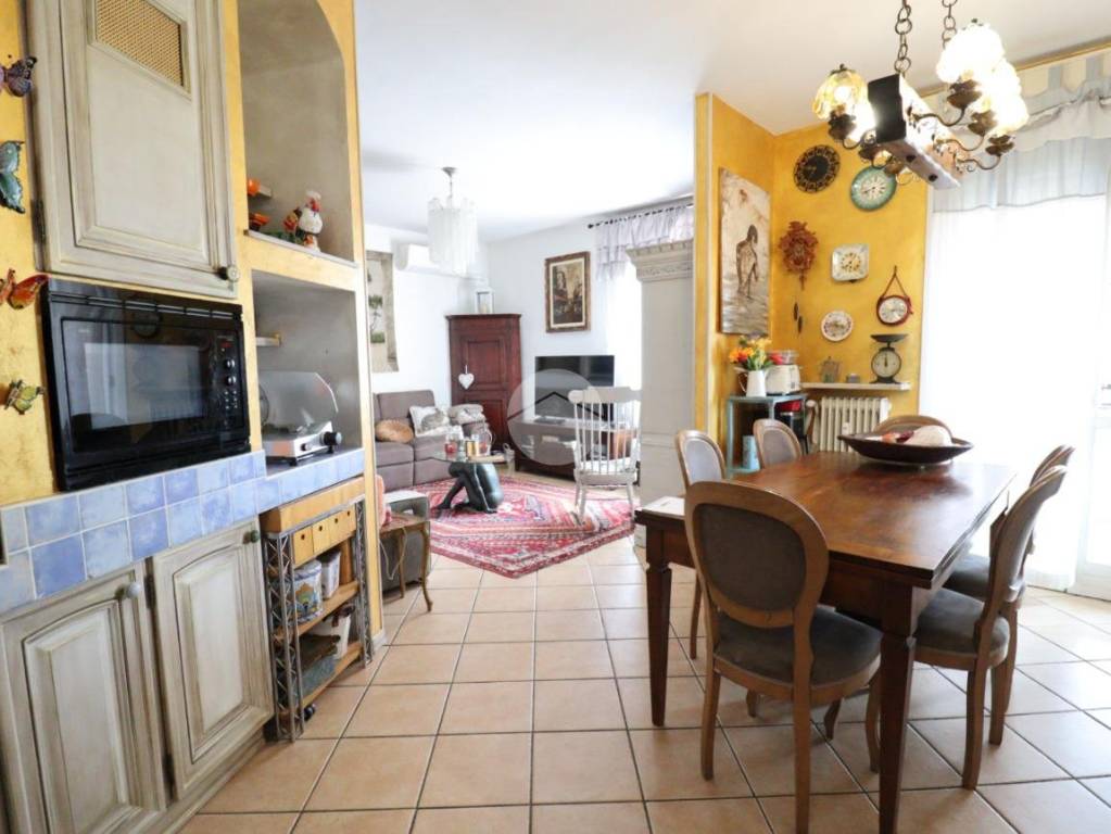 appartamento in vendita a San Giorgio Bigarello in zona Mottella