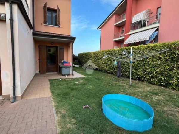 casa indipendente in vendita a San Giorgio Bigarello in zona Mottella
