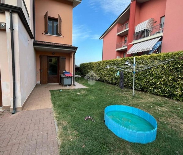 casa indipendente in vendita a San Giorgio Bigarello in zona Mottella