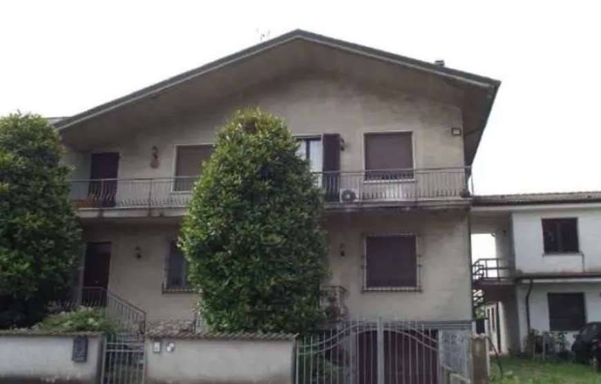 casa indipendente in vendita a San Giorgio Bigarello in zona Mottella