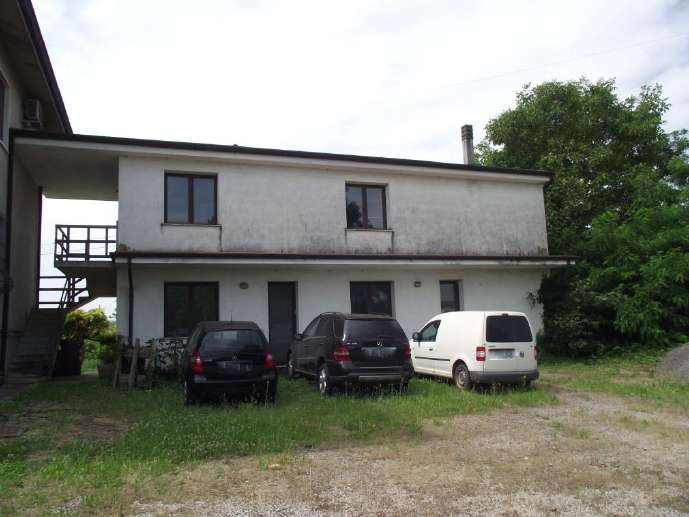 casa indipendente in vendita a San Giorgio Bigarello