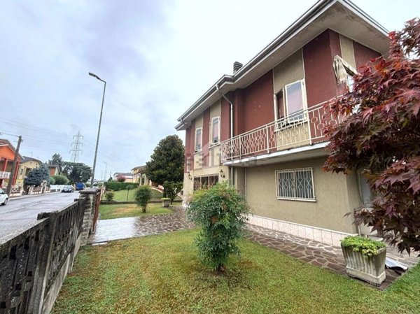 casa indipendente in vendita a San Giorgio Bigarello in zona Mottella