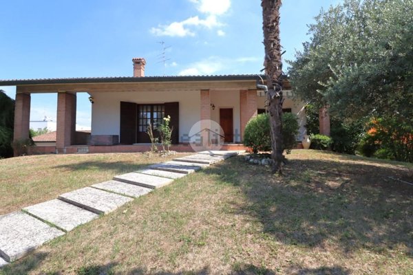 casa indipendente in vendita a San Giorgio Bigarello in zona Bigarello