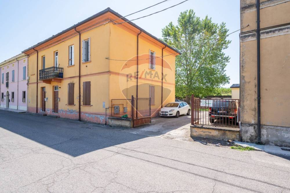 appartamento in vendita a San Giorgio Bigarello in zona Bigarello