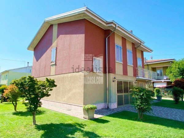 casa indipendente in vendita a San Giorgio Bigarello in zona Mottella