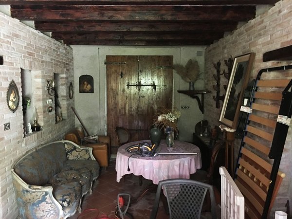 esavano in vendita a San Giorgio Bigarello