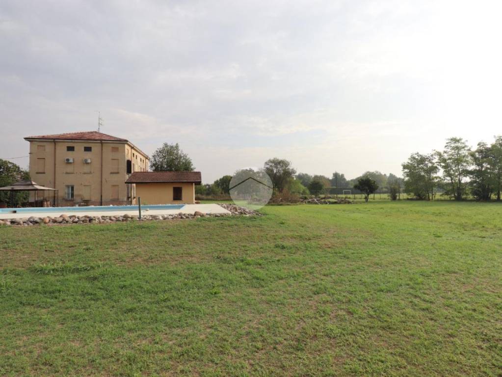 casa indipendente in vendita a San Giorgio Bigarello in zona Tripoli