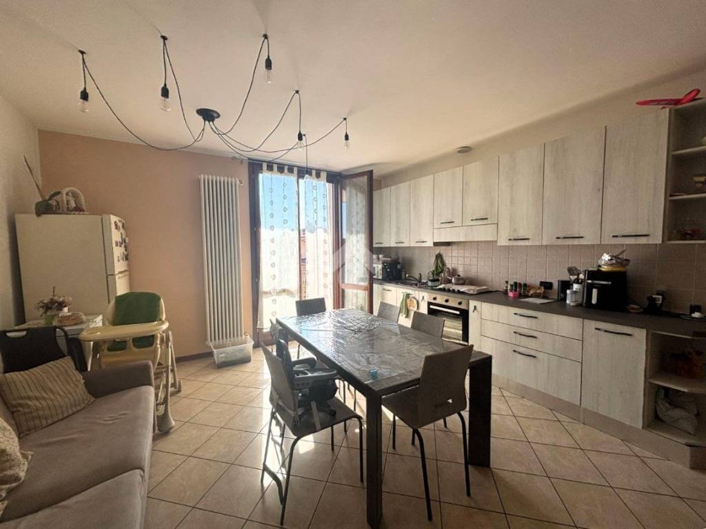 appartamento in vendita a San Giorgio Bigarello in zona Villanova De Bellis