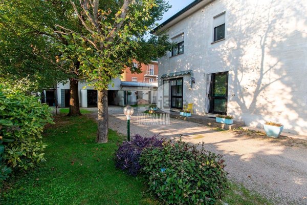 casa indipendente in vendita a San Giorgio Bigarello in zona Mottella