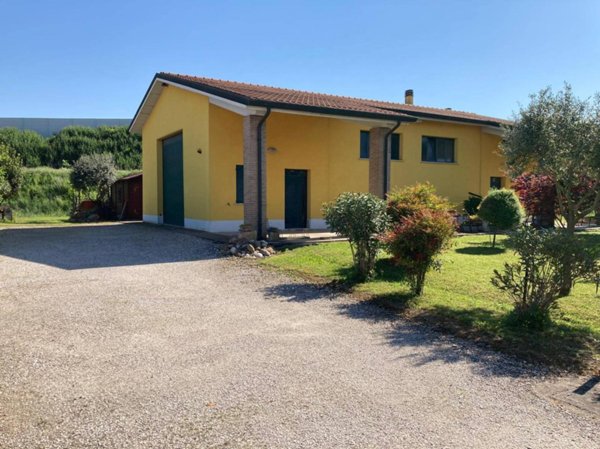 casa indipendente in vendita a San Giorgio Bigarello