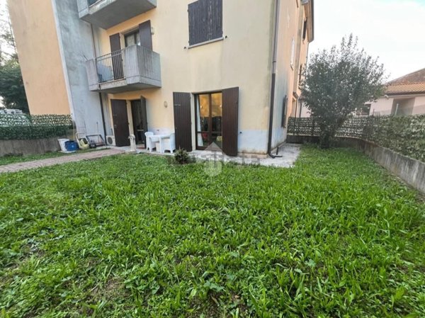 appartamento in vendita a San Giorgio Bigarello in zona Tripoli
