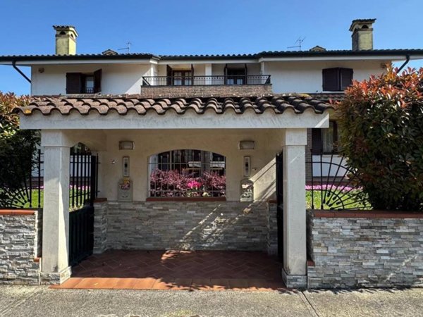 casa indipendente in vendita a San Giorgio Bigarello in zona Mottella