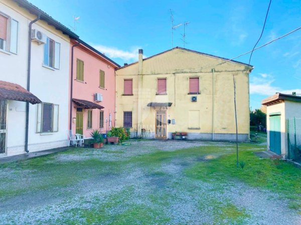casa indipendente in vendita a San Giorgio Bigarello