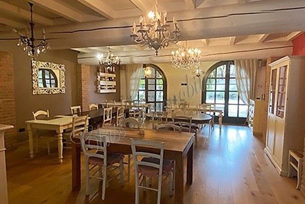 casale in vendita a San Giorgio Bigarello in zona Villanova De Bellis