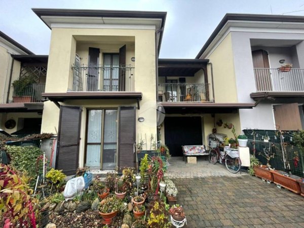 casa indipendente in vendita a San Giorgio Bigarello in zona Mottella