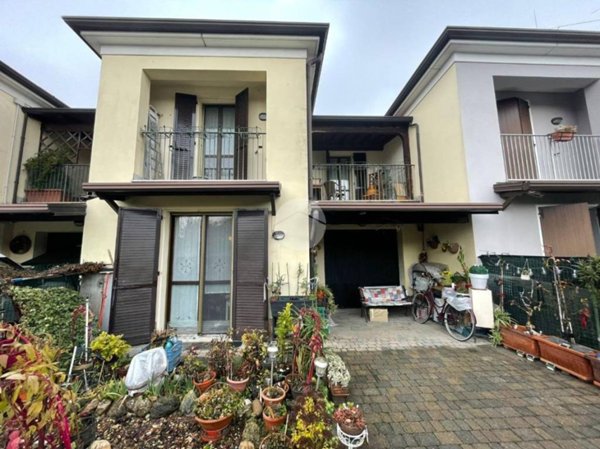 casa indipendente in vendita a San Giorgio Bigarello in zona Mottella