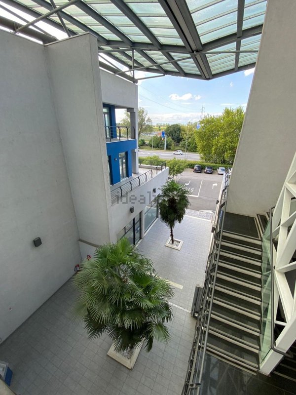 ufficio in vendita a San Giorgio Bigarello