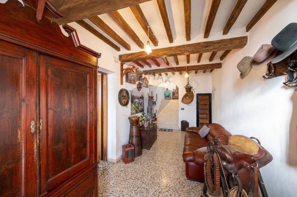 casa indipendente in vendita a San Giorgio Bigarello in zona Bigarello
