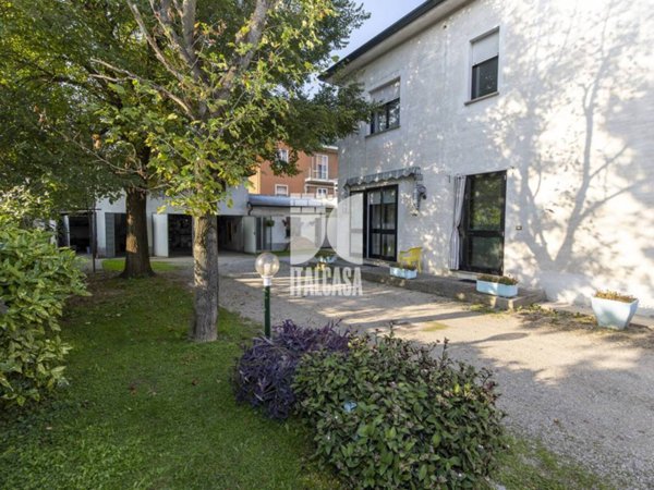 casa indipendente in vendita a San Giorgio Bigarello in zona Mottella