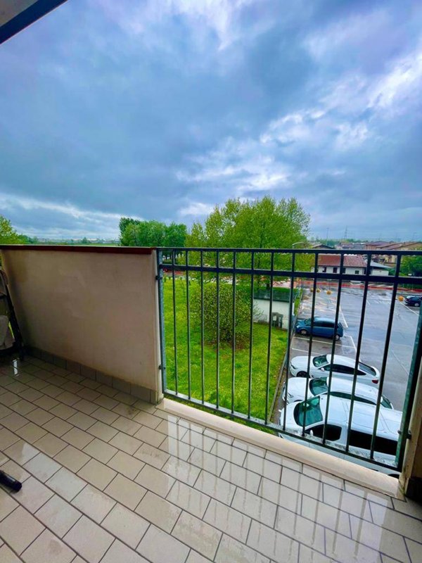 appartamento in vendita a San Giorgio Bigarello in zona Villanova De Bellis