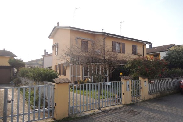 casa indipendente in vendita a San Giorgio Bigarello