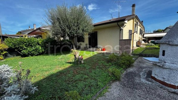 casa indipendente in vendita a San Giorgio Bigarello in zona Tripoli