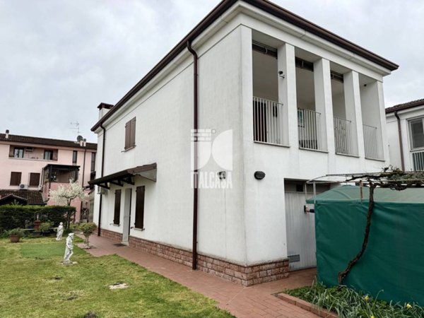 casa indipendente in vendita a San Giorgio Bigarello in zona Mottella