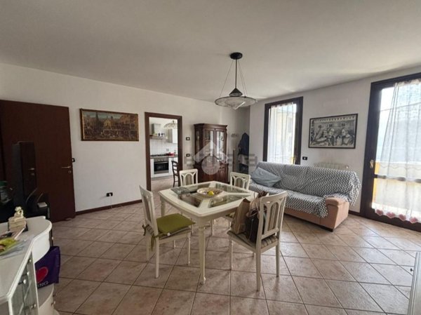 appartamento in vendita a San Giorgio Bigarello in zona Mottella