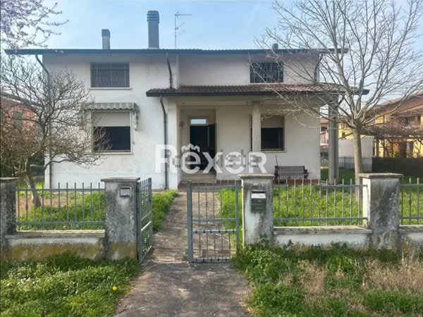 casa indipendente in vendita a San Giorgio Bigarello in zona Tripoli