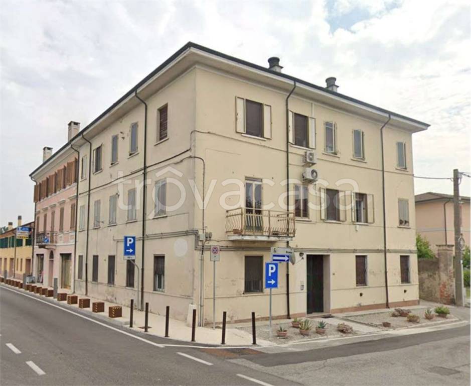 appartamento in vendita a San Giorgio Bigarello in zona Bigarello