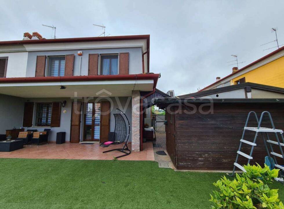 casa indipendente in vendita a San Giorgio Bigarello in zona Mottella
