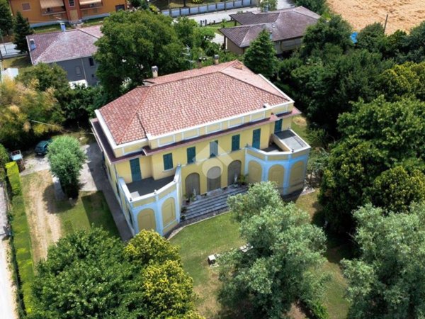 casa indipendente in vendita a San Giorgio Bigarello in zona Stradella