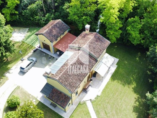 casa indipendente in vendita a San Giorgio Bigarello in zona Mottella