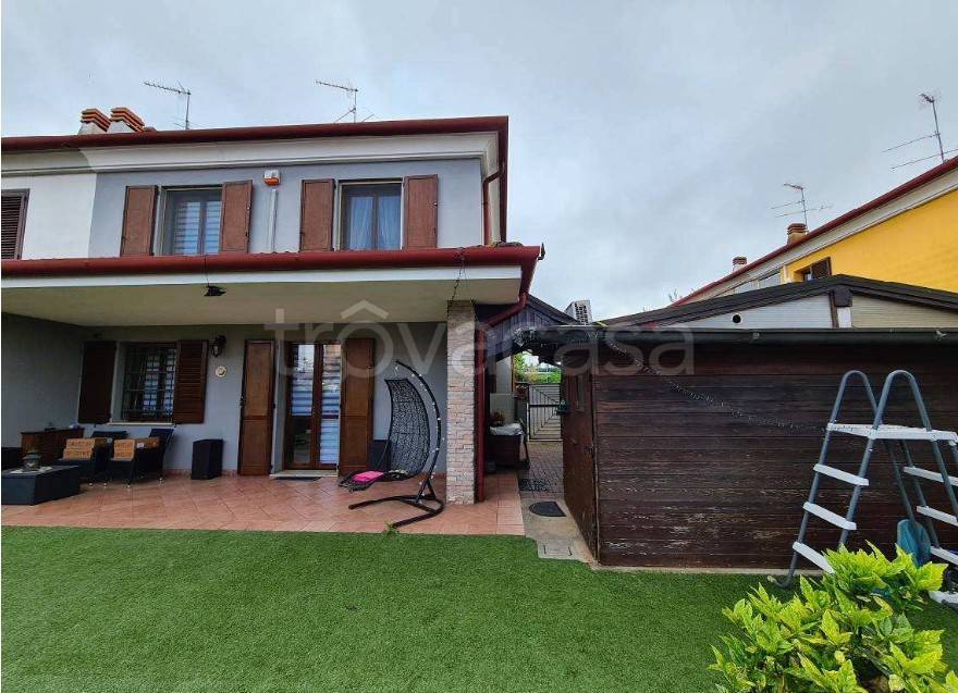 casa indipendente in vendita a San Giorgio Bigarello