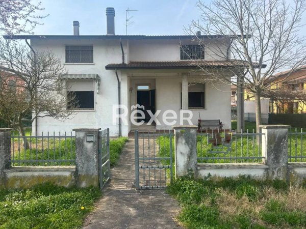 casa indipendente in vendita a San Giorgio Bigarello