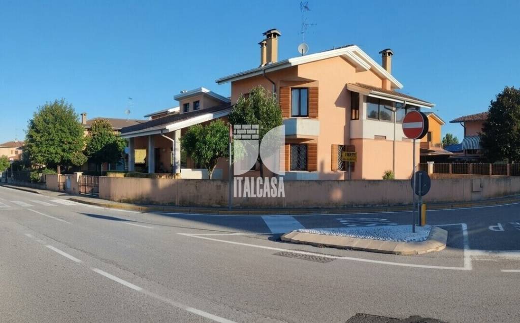 casa indipendente in vendita a San Giorgio Bigarello in zona Mottella