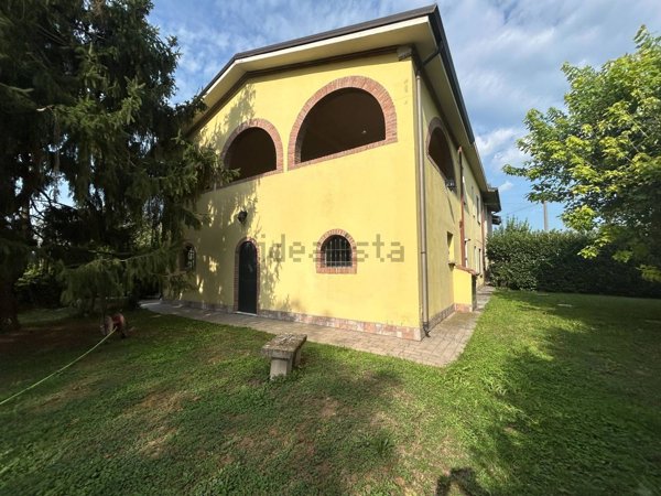 casa indipendente in vendita a San Giovanni del Dosso
