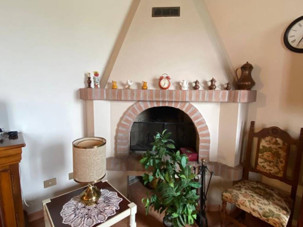 casa indipendente in vendita a San Giovanni del Dosso