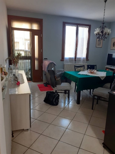 casa indipendente in vendita a San Giovanni del Dosso