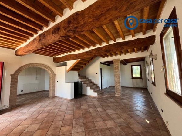 casa indipendente in vendita a San Giovanni del Dosso