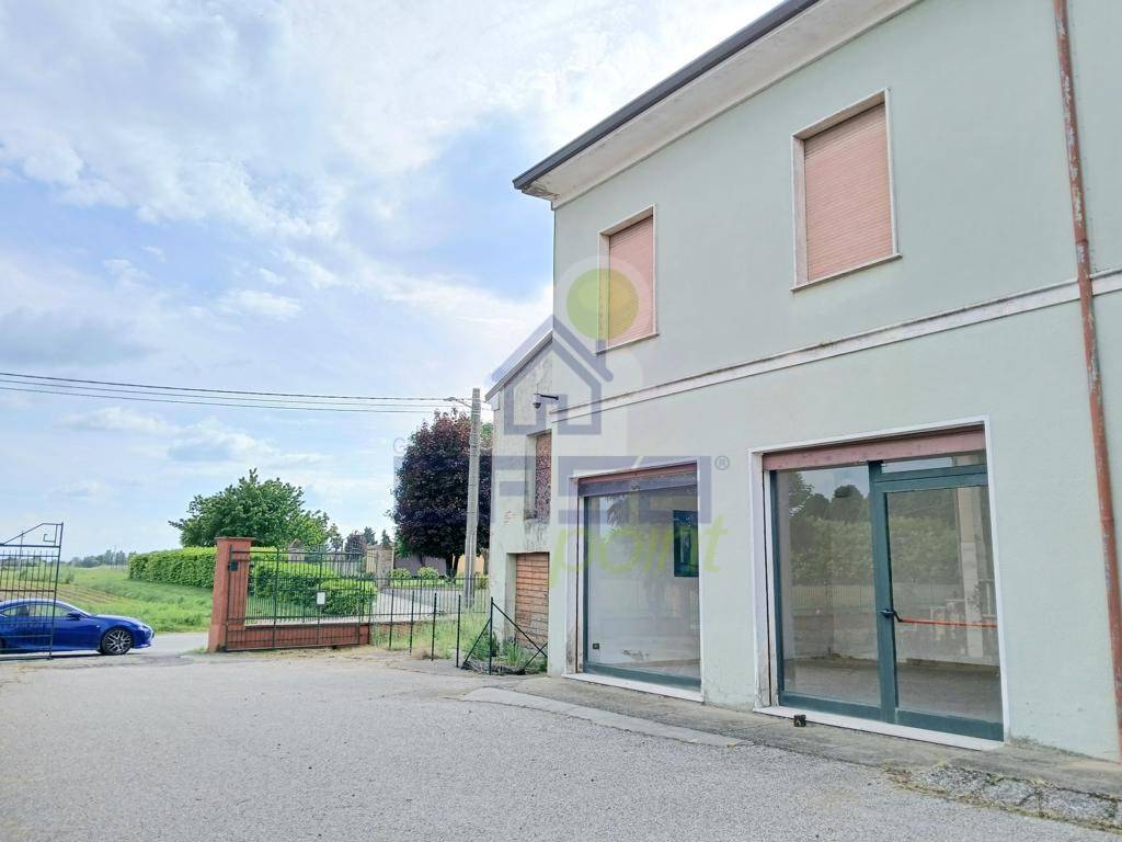 villa in vendita a San Martino dall'Argine