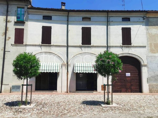 casa indipendente in vendita a San Martino dall'Argine