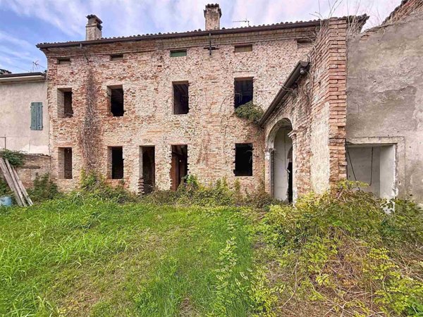 casa indipendente in vendita a San Martino dall'Argine
